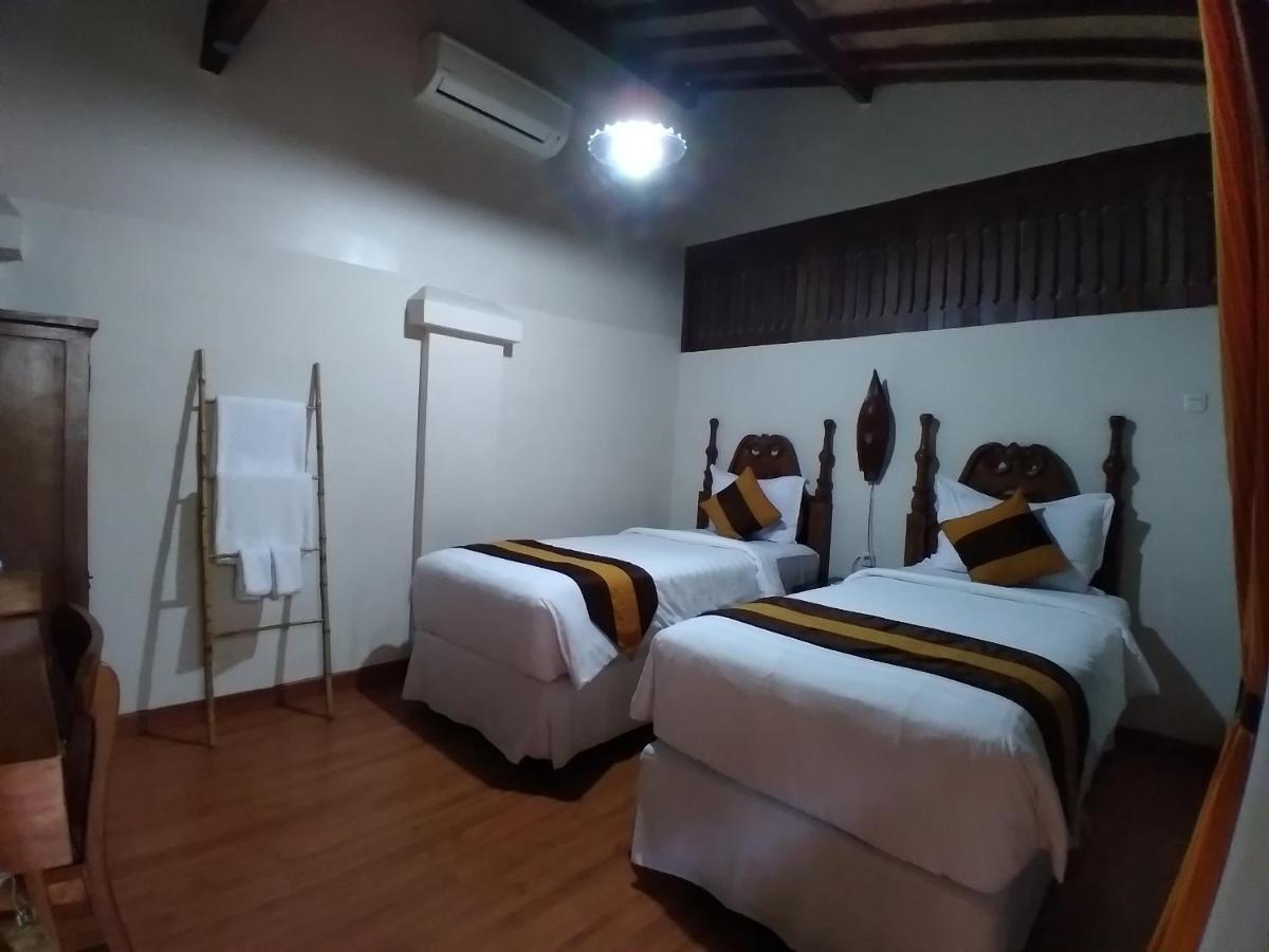 Dem Ayem Heritage Guest House 요그야카르타 외부 사진
